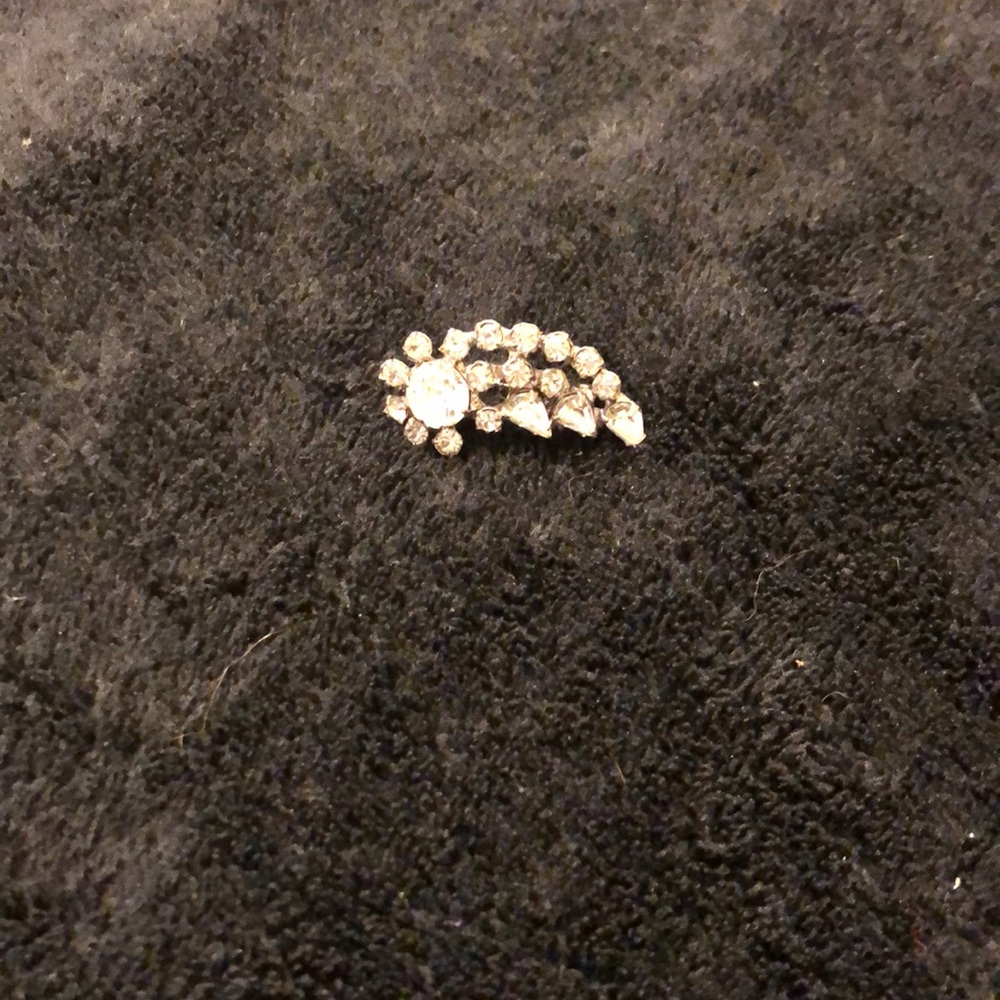 Crystal brooch